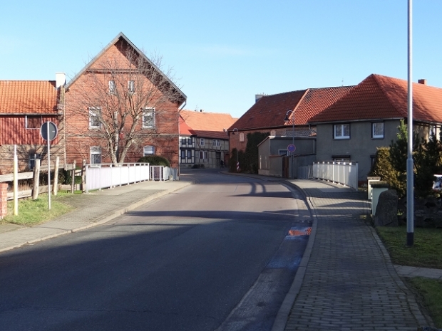 L80 Hirtentorstraßenbrücke / Bachzulauf zur Bode