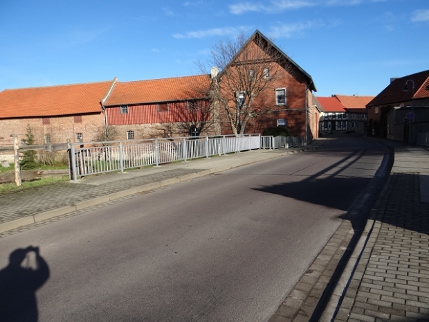 L80 Hirtentorstraßenbrücke / Bachzulauf zur Bode