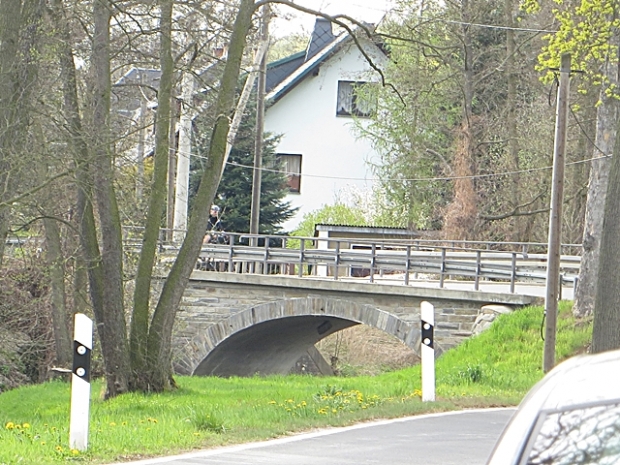 S 297 Hauptstraßenbrücke / Rosenbach