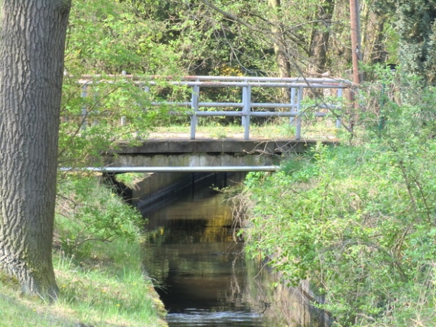 Milzedammbrücke / Schneidegraben