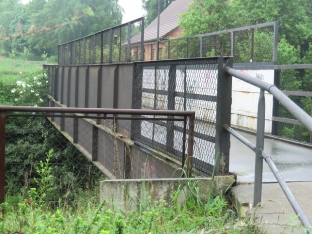 Fußwegbrücke zum Kunstwanderweg / EU Strecke Berlin - Dessau