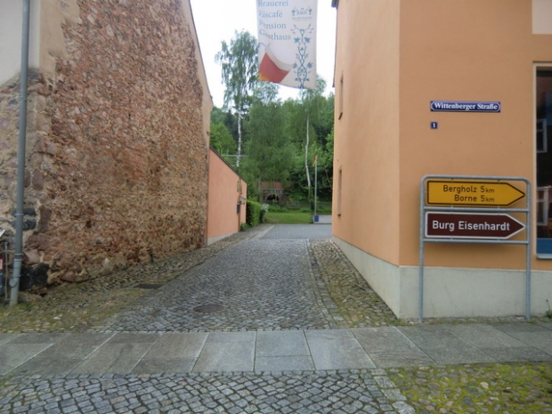 EÜ Strecke Berlin - Dessau / Weg durch den Bahndamm