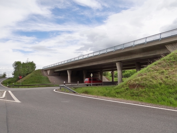 A 71 Autobahnbrücke Sangerhausen - Würzburg / L 1048 Stadtilmer Straße