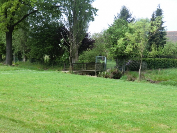 Fußwegbrücke / Rossel