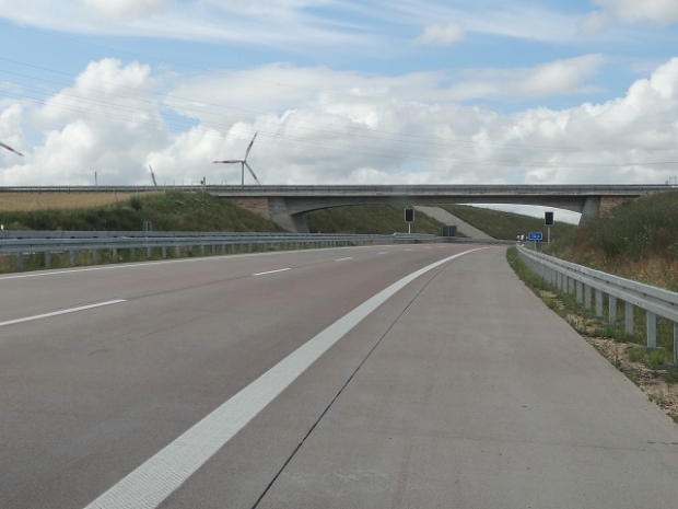 Ortsstraßenbrücke / A 71 Autobahn Sangerhausen - Würzburg