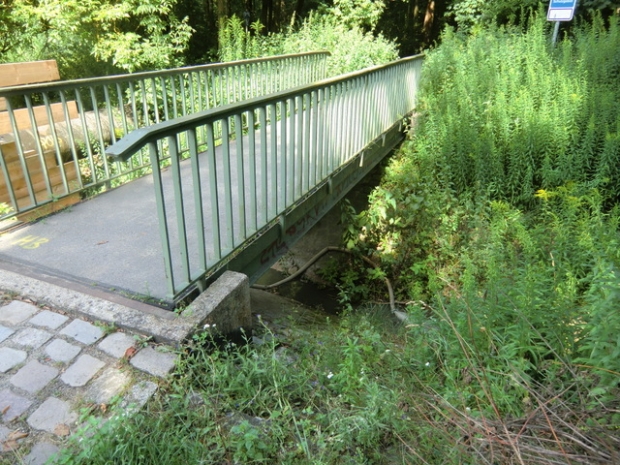 Fußwegbrücke Straße Am Mühlenfließ