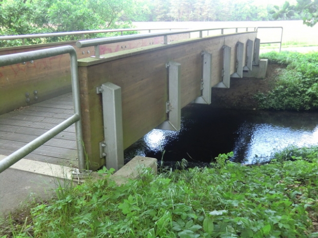 Radwegbrücke / Nieplitzzulaufgraben