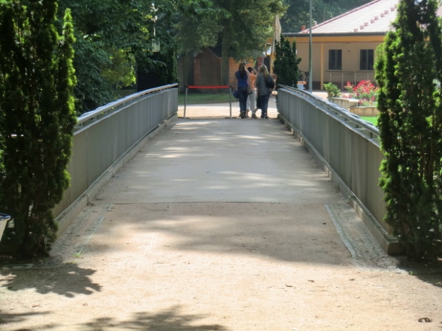 Rosengarten Zentralbrücke / Wehrgraben