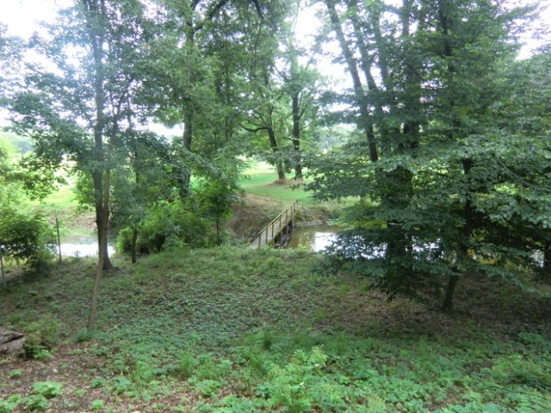 Fußwegbrücke / Wehrgraben