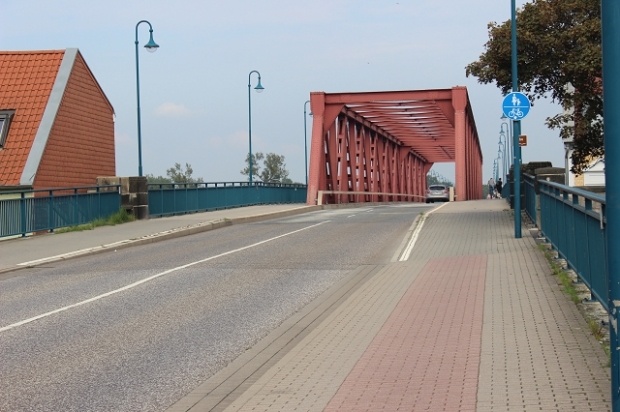 B 246 a Elbenauer Straßenbrücke / Elbe