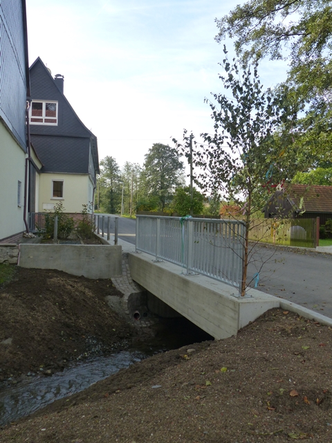 Straßenbrücke Spielmes / Zulaufgraben zum Schwarzbach