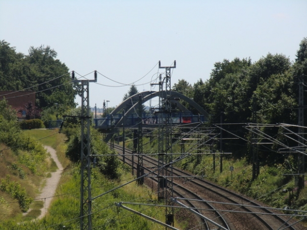 Fußwegbrücke an der Rosa Luxemburgstraße / EU Strecke Berlin - Stralsund