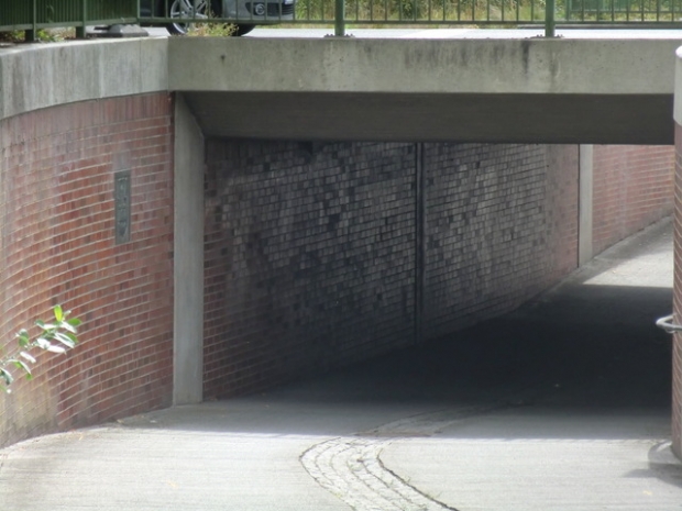 EÜ Strecke Uelzen - Lüneburg / Fußweg zwischen Ebstorfer und Georgenstraße