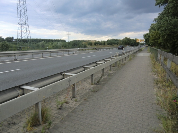 B 4 Uelzener Straßenbrücke / Embser Kirchweg