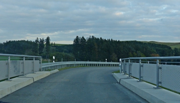 Ortsstraßenbrücke am Zipfelteich / A 9 Autobahn Berlin - München