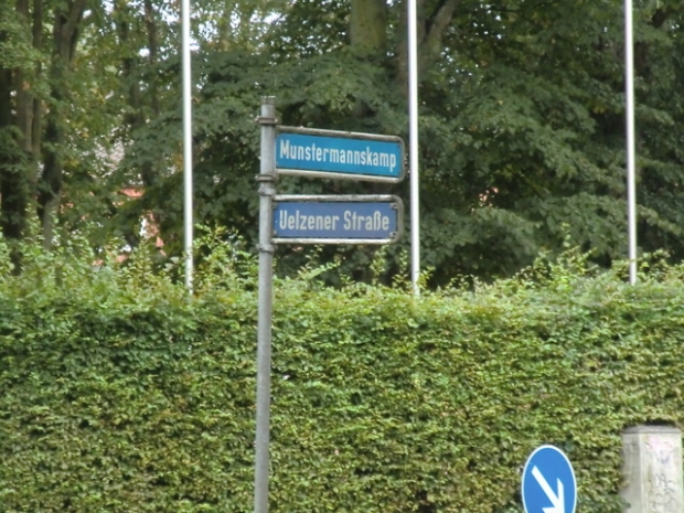 Willy Brandt Straßenbrücke / Fußweg zum Munstermannskamp
