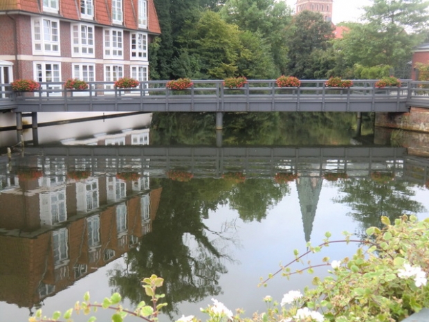 Fußwegbrücke östlich des Bergströmpavillions / Ilmenau