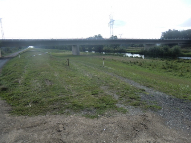 B 404 Bundesstraßenbrücke / Ilmenau und 2 Hinterdeichwege