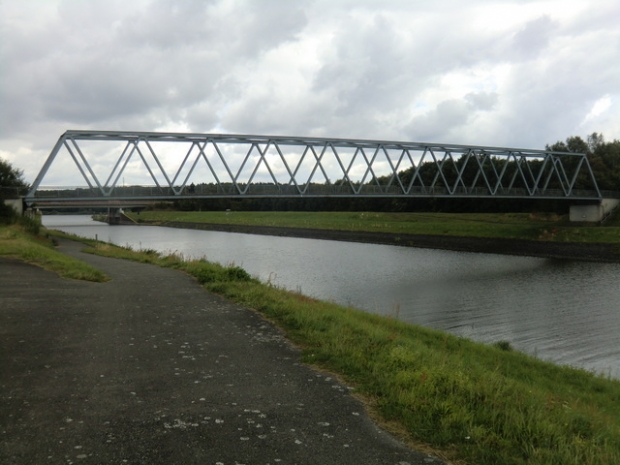Ortsstraßenbrücke / Elbe - Seitenkanal
