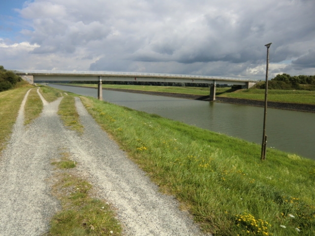 Ortsstraßenbrücke / Elbe - Seitenkanal