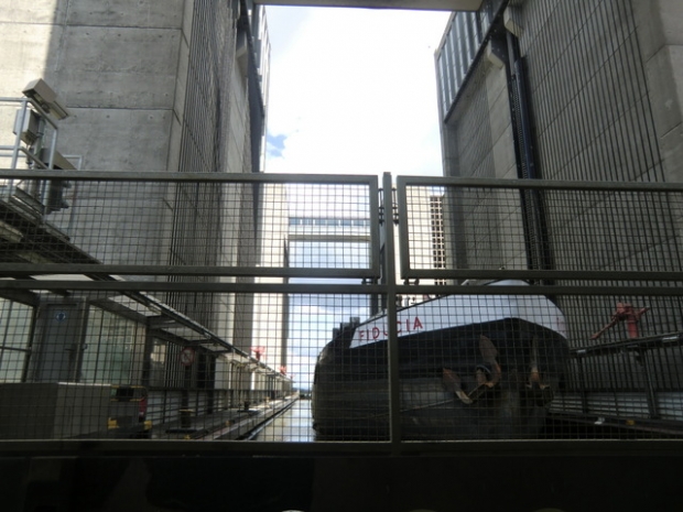 Arbeitswegbrücke NO am Schiffshebewerk Scharnebeck, im Bild oben entfernt