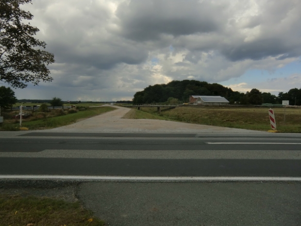 Nebenstraßenbrücke / Mühlenbach