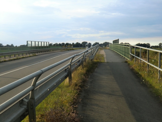 LWL Straßenbrücke / EU Strecke Hagenow - Boizenburg