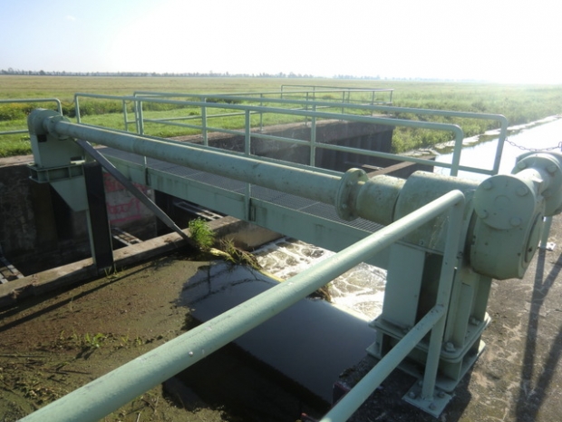 Fußwegbrücke / Landgraben