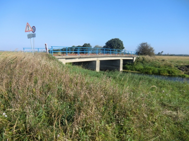 Thomas Müntzer Straßenbrücke / Zarow