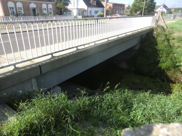 L 28 Dorfstraßenbrücke / Zulaufgraben zur Zarow