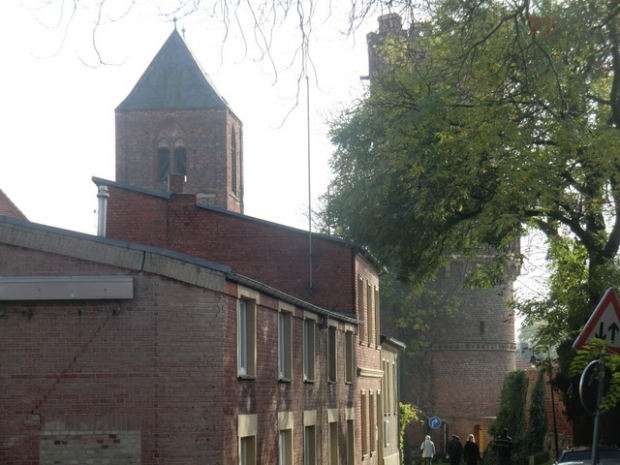 Eulenturmaufstiegsbrücke / Durchfahrt an der Langenstraße