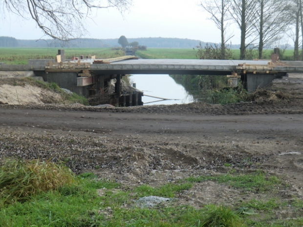 K 1483 Dorfstraßenbrücke / Hauptgraben