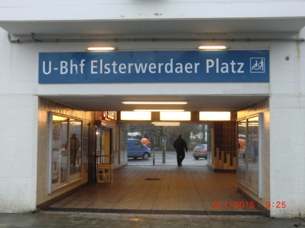 EÜ Strecke U 5 stadteinwärts / Zu- und Durchgang Bf. Elsterwerdaer Platz