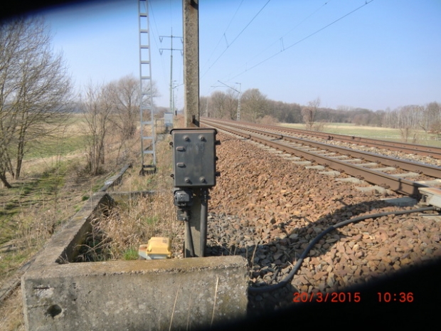 EÜ Strecke BAR im Südabschnitt / Grenzgraben, im Bildvordergrund ohne Geländer