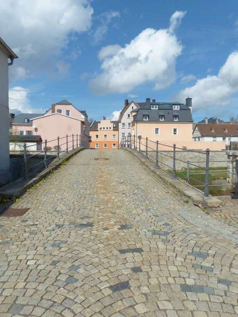 Dreibogenbrücke ( Pfefferbrücke ) / Schwesnitz