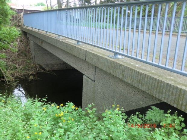 Gröbener Dorfstraßenbrücke / Saugraben