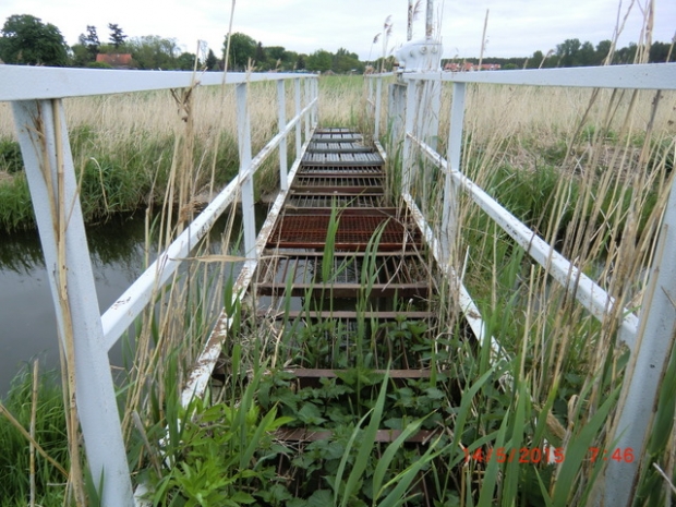 Arbeitswegbrücke am Sperrwerk / Saugraben