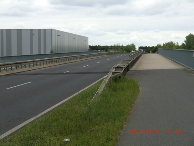 L793 Alfred Kühne Straßenbrücke / Autobahn A 10 Berliner Ring