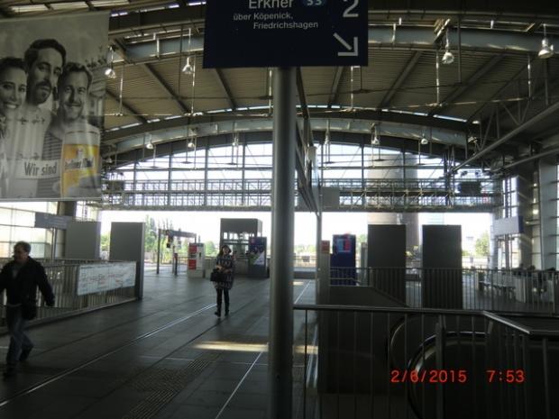  Wartungsfußwegbrücke Süd / Ostkreuz Ringbahnhofshalle 