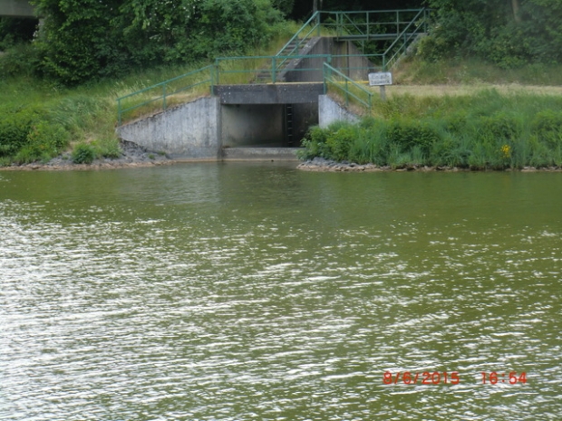 Uferbegleitwegbrücke / Gosebach
