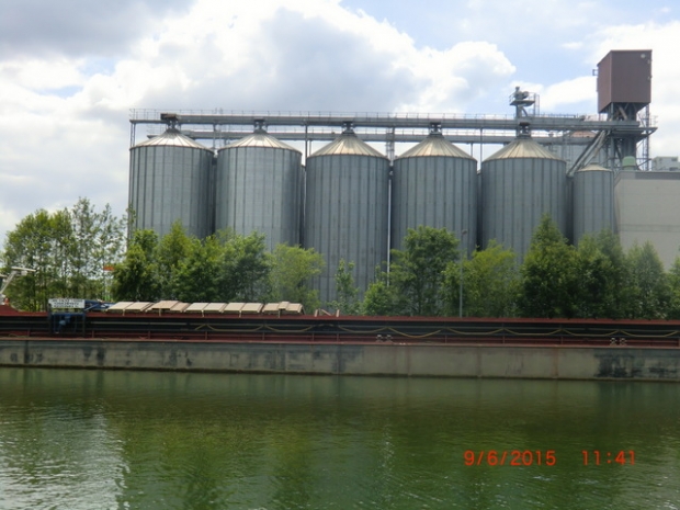 Arbeitswegbrücke / Siloanlage