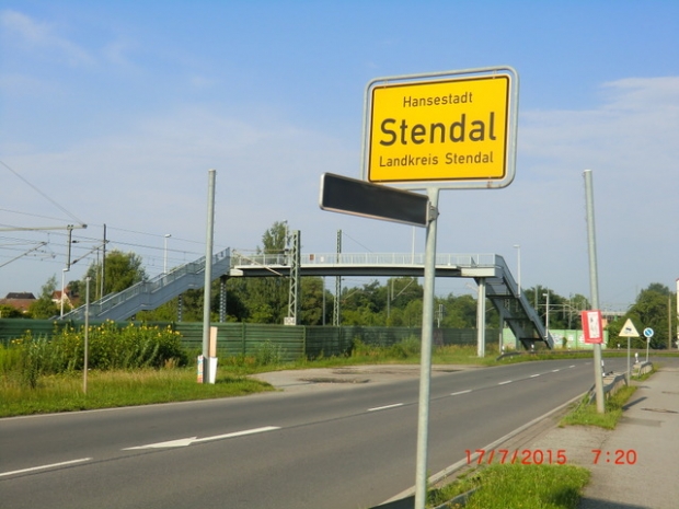 Fußwegbrücke am Vorbahnhof Stendal / EU Strecke Berlin - Stendal