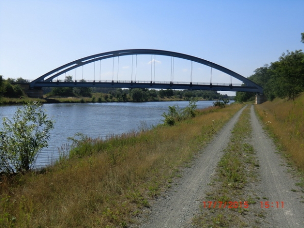 Straßenbrücke Grünland / Mittelandkanal