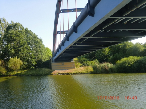 Straßenbrücke nördlich Mannhausen / Mittellandkanal