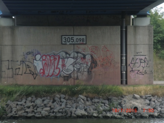 Straßenbrücke Zum Kanal südlich Wedringen / Mittellandkanal