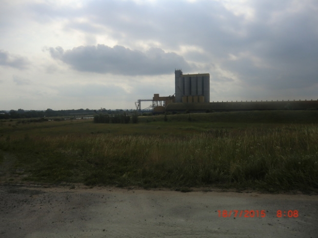 Transportbandbrücke am Silo/ Hafengelände
