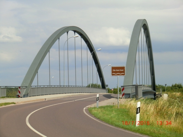  K 1205 Genthiner Straßenbrücke / Elbe .- Havel - Kanal