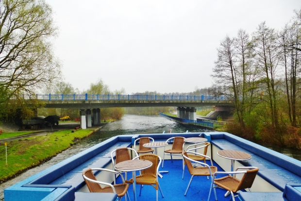 B 321 überquert die Stör