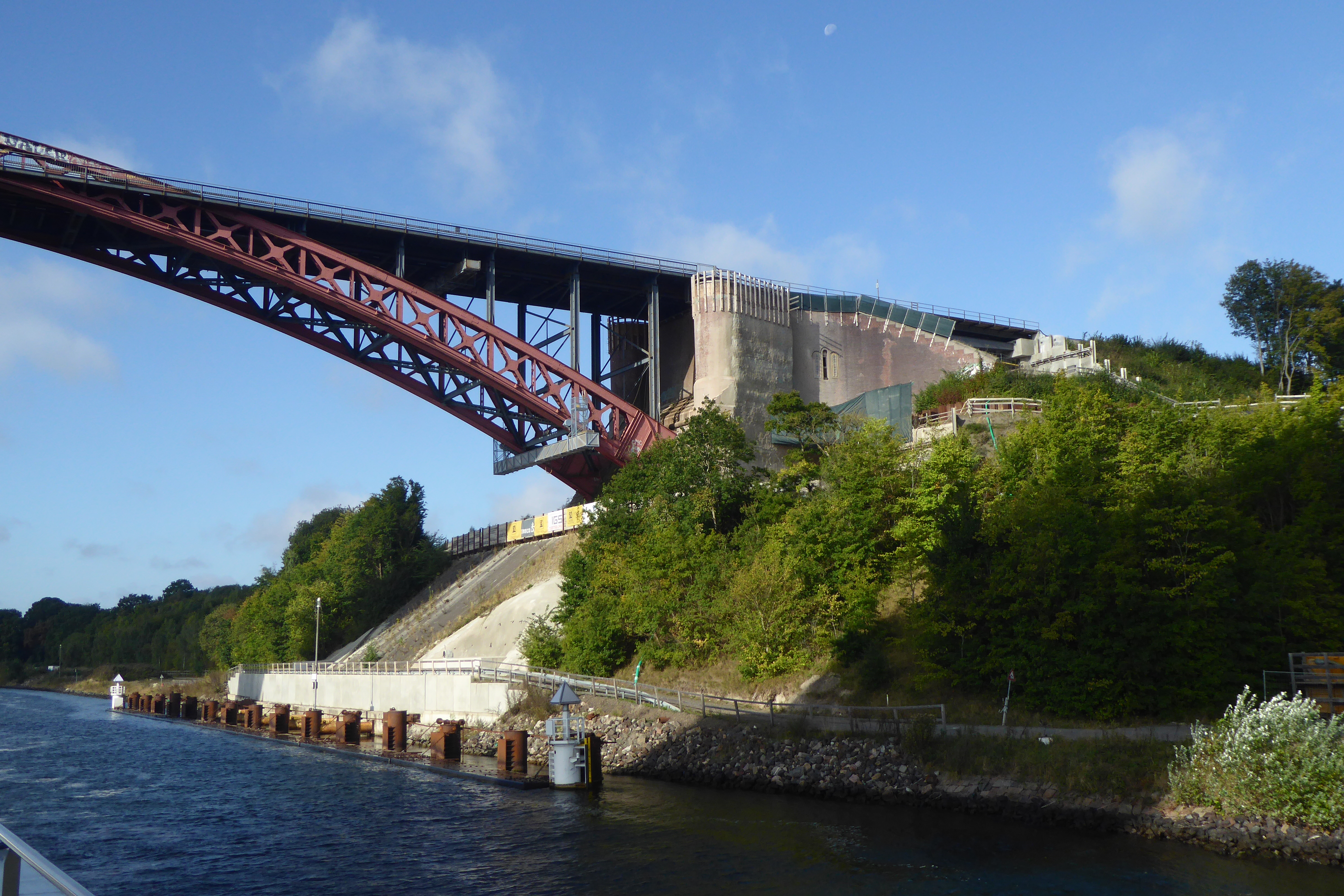 Alte Levensauer Hochbrücke, Ansicht von O