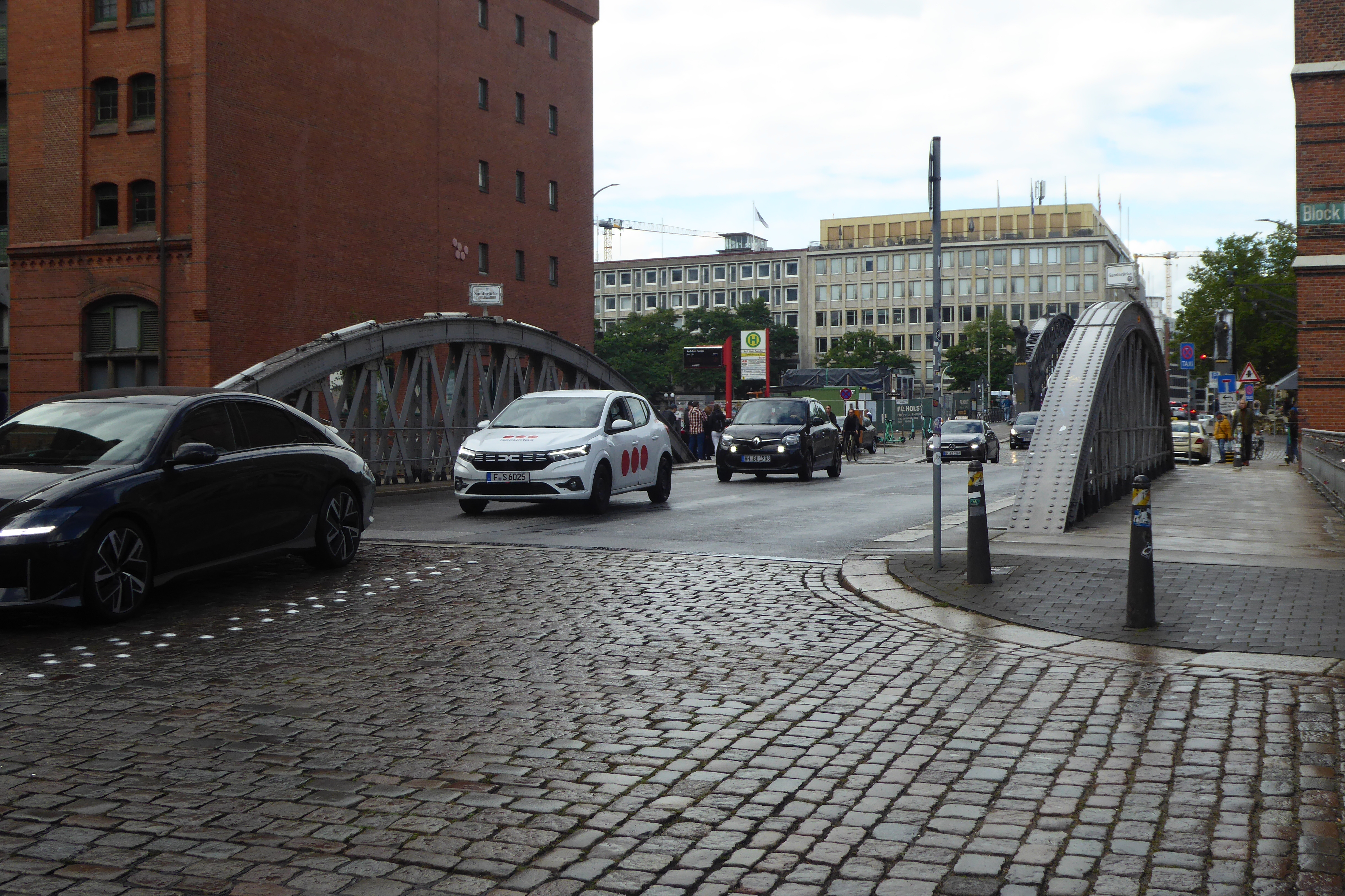 Sandtorbrücke über Kehrwiederfleet